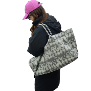 Bolsa <span class=keywords><strong>de</strong></span> Gimnasio <span class=keywords><strong>de</strong></span> <span class=keywords><strong>Lona</strong></span> <span class=keywords><strong>de</strong></span> Camuflaje <span class=keywords><strong>de</strong></span> Gran Capacidad, Bolsa <span class=keywords><strong>de</strong></span> Hombro <span class=keywords><strong>de</strong></span> Yoga Ecológica para Viajes al Aire Libre y Ocio para <span class=keywords><strong>Mujer</strong></span> - Product Image 3