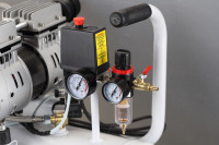 Compresseur d'air sans huile à piston silencieux pour équipement dentaire 550W 750W pour réservoir dentaire 50L