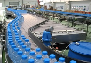 Linea di Produzione WZD per Osmosi Inversa e Filtrazione dell'<span class=keywords><strong>Acqua</strong></span> con Riempimento e Confezionamento di Bottiglie PET, 3000L/Ora - Product Image 6