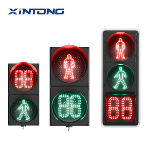 Sistema de Semáforo con Panel Solar y LED de 200 mm y 300 mm - Product Image 1