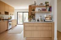 Vermonhouzz Armoire de cuisine en chêne clair sur mesure, armoire de cuisine en bois massif, armoires murales supérieures décontractées pour la cuisine à domicile