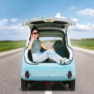 XCEGO Chic, Mini Auto Eléctrico de 4 Ruedas, Compacto y Apto para Adultos, con 2 Años de Garantía y Pintura con Tecnología 3K para el Desplazamiento Diario Urbano - Product Image 5