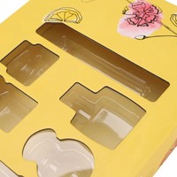 Caja de Regalo de Papel Reciclable Amarillo de Alta Calidad con Logotipo Personalizado, Ventana de PET, Grabado en Relieve y Laminado Mate para Juguetes Pequeños