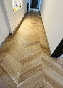 <span class=keywords><strong>Parquet</strong></span> en chêne européen à chevrons, couleur naturelle, plancher en bois huilé UV, <span class=keywords><strong>parquet</strong></span> contrecollé <span class=keywords><strong>pour</strong></span> la décoration intérieure - Product Image 2