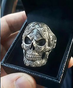 Anillos ZHENXUN Vintage Personalizados con Cabeza de Calavera, Estilo Punk, Mundo Desértico, Acabado Envejecido, Micrograbado Industrial, Arte Gótico Oscuro - Product Image 1