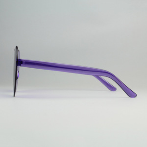 Logotipo personalizado Nuevo estilo europeo y americano Moda Gafas integradas personalizadas Color caramelo Gafas de sol moradas en forma de corazón - Product Image 5