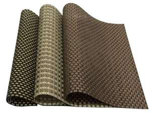 قماش شبكي عالي الجودة 1000D من كلوريد البولي فينيل من DERFLEX لشبكة مغلفة بالبوليستر المقوى - Product Image 4