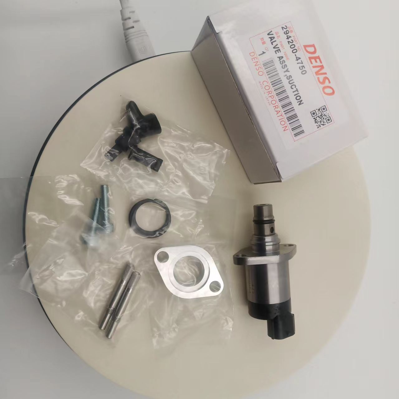 Common Rail Suction Control Valve 8-98043735-0 SCV  Valve 55582723 819143 98114309 98114311 For Toyota