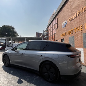 Élégant SUV Li Auto L6 2025 Nouveau Modèle Hybride AWD Conduite à Gauche Intérieur Luxe Confort Démarrage Sans Clé Violet - Product Image 4
