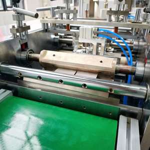 เครื่องผลิตแผ่นเช็ดแบบเปียก6เลนแบบอัตโนมัติผ้าเช็ดทำความสะอาดแบบใช้แล้วทิ้งและอุปกรณ์แผ่นสำลีแอลกอฮอล์ - Product Image 4