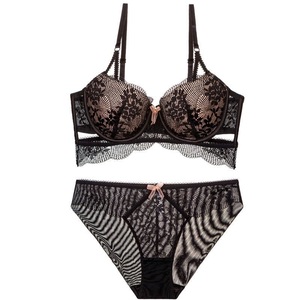 Nueva ropa interior sexy <span class=keywords><strong>de</strong></span> encaje hueco para mujer, <span class=keywords><strong>pechos</strong></span> pequeños, sujetador <span class=keywords><strong>de</strong></span> realce grande, Conjunto <span class=keywords><strong>de</strong></span> sujetador fino debajo del grueso - Product Image 1