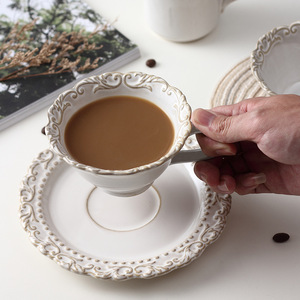 Tasse à café et soucoupe en céramique de style palais rétro français, pour le thé de l'après-midi - Product Image 4