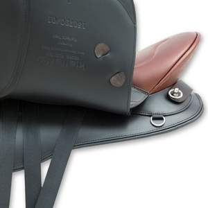<span class=keywords><strong>Selle</strong></span> <span class=keywords><strong>de</strong></span> cheval en cuir Premium Endurance Modèle One pour l'équitation longue distance Noir Brun - Product Image 2