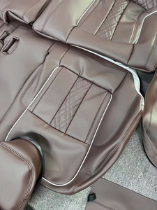 Vente en gros d'usine, housses de siège imperméables de haute qualité pour Mercedes-Benz Vito <span class=keywords><strong>7</strong></span> <span class=keywords><strong>places</strong></span>, remplacement en cuir PU Napa marron, fibre de carbone - Product Image 3