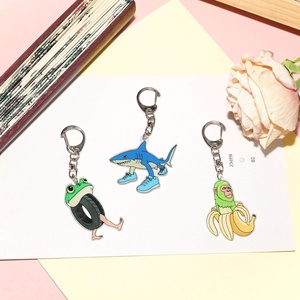 Porte-clés en acrylique amusant et original en forme d'animal, porte-clés fantaisie de dessin animé, cadeau mignon pour amis - Product Image 4