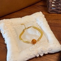 Gelang Manik-manik Benang Emas Vintage Besi Alami Amber Bunga Kantong Uang Perhiasan Tangan Uniseks Serbaguna Mewah Ringan dan Canggih