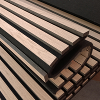 Panneaux acoustiques flexibles courbés pour plafond et murs avec finition placage, haute absorption sonore