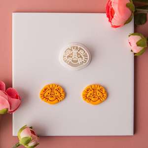 M32592 Coupe-argile Boucles d'oreilles en argile polymère Brickearth King Of Forest Animal Boucles d'oreilles Pendentif Cutter Outils faits à la main Moule en argile - Product Image 4