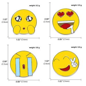 Personalizada de dibujos animados creativo lindo divertido amarillo cara ovalada expresión insignia Ropa Decoración <span class=keywords><strong>Hotel</strong></span> personal niños bebé Pin <span class=keywords><strong>broche</strong></span> - Product Image 4