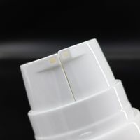 Bouteille Airless à Double Chambre de Notre Usine, Double Contrôle 0.3oz+0.3oz, Bouteille Cylindrique Sous Vide pour Crème Contour des Yeux et Crème Visage
