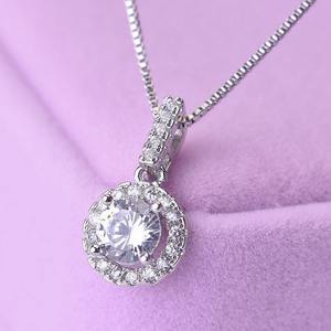 Collana con Ciondolo a Disco Rotondo per Donne, Design Circolare Semplice, Collana da Indossare Quotidianamente - Product Image 4