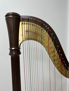 ฮาร์ป 47 สาย คุณภาพสูง - ฮาร์ปแกรนด์ระดับมืออาชีพ เสียงสะท้อนที่ดีเยี่ยม งานฝีมือระดับพรีเมียม เหมาะสำหรับการแสดงบนเวที พร้อมแป้นเหยียบ - Product Image 6