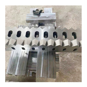 PLC <b>Plastic</b> Can <b>Drum</b> Pipe Pet Bottle <b>Plastic</b> Crusher Tire Shredder Recycling Machine <b>Plastic</b> Shredder Machine Crushing Machine - Product Image 3