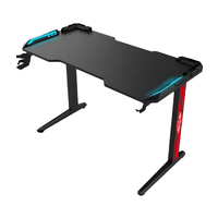 Bureau de jeu en métal avec éclairage LED RVB réglable personnalisé, surface en fibre de carbone pour chambre à coucher, PC gamer, ergonomique pour le jeu debout