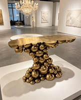 Table console en métal de luxe italienne sur mesure, table d'appoint à sphères dorées empilées