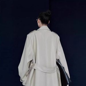 2024 nuova giacca a vento in <span class=keywords><strong>pelle</strong></span> stile retrò giacca lunga giacca di <span class=keywords><strong>pelle</strong></span> <span class=keywords><strong>Trench</strong></span> cappotto da <span class=keywords><strong>donna</strong></span> - Product Image 5