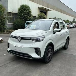 Véhicule électrique domestique à quatre roues de haute qualité, véhicule à faible vitesse pour adultes, véhicule à énergie nouvelle, 4 portes, 4 places, 50 km/h, nouveau modèle en vente - Product Image 3