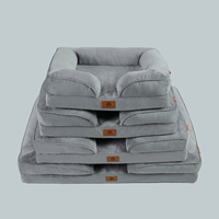 Couverture de lit pour chien en mousse orthopédique de luxe, personnalisée par le fabricant, en flanelle unie, moderne, amovible et lavable