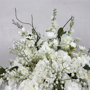 Décorations de table pour événements : Boules de fleurs artificielles roses et vertes pour arrangements de fête - Product Image 4