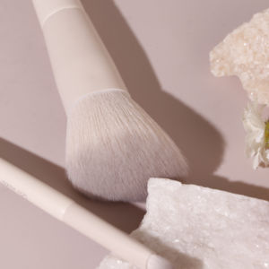 Juego de 8 Brochas de Maquillaje Profesionales YRX de Alta Calidad con Mango de Madera y Pelo Sintético, Logotipo Personalizado, Venta al Por Mayor - Product Image 4