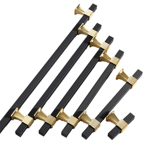 Poignées de meuble de cuisine, poignées de tiroir et de commode, boutons, poignées et barres de tirage symétriques pour quincaillerie - Product Image 1
