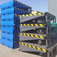 Plateforme de chargement de conteneurs chinoise à trois points / Niveleur de quai électrique hydraulique pour entrepôt, rampe hydraulique pour camion de 1 à 10 tonnes