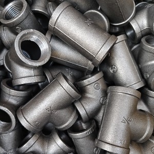 Raccord en T réducteur premium en fonte malléable rainuré et fileté, polyvalent pour le drainage agricole et la <span class=keywords><strong>plomberie</strong></span> de jardin - Product Image 4