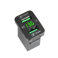 Pabrik Grosir Charger Mobil USB Dual Port 36W QC3.0 Pengisian Cepat dengan Monitor Voltmeter Digital Soket Khusus Eksklusif untuk Toyota