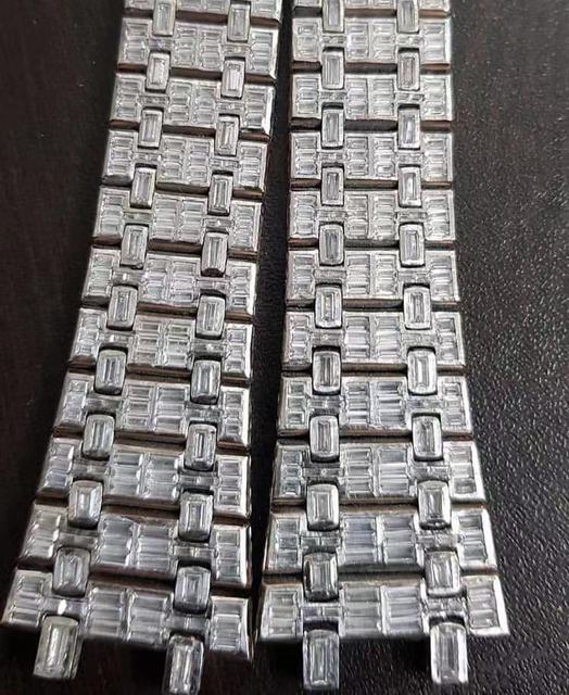 Customized Luxury Steel Watch with Modified Diamonds Personalized LOGO Modification Watch Accessories Custom Manufacturing
