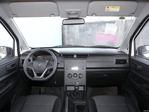 中国五菱自动7座MPV五菱宏光PLUS 1.5L 99马力L4汽油紧凑型MPV - Product Image 5
