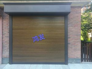 Portes roulantes motorisées légères en alliage d'aluminium de haute qualité à bas <span class=keywords><strong>prix</strong></span> Portes de <span class=keywords><strong>garage</strong></span> roulantes en aluminium - Product Image 2