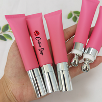 Kit de gloss à lèvres 2-en-1 en gros sous marque privée, avec tube de gloss à lèvres compressible, crayon à lèvres mat et embout métallique