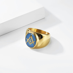 Bague Chevalière Vintage en Acier Inoxydable Plaqué Or 18K avec Fond Émaillé Bleu et Motif <span class=keywords><strong>AG</strong></span> Maçonnique pour Hommes - Vente en Gros pour le Commerce International - Product Image 3