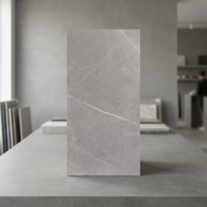 กระเบื้องพอร์ซเลนหรูหรา Pietra Grey ขนาด 600x1200 มม. ผิวเงา สำหรับห้องครัว ห้องน้ำ และพื้นที่ใช้สอยที่ออกแบบโดยดีไซเนอร์ - Product Image 1