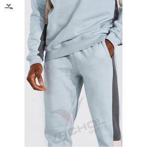 Chándal ajustado para hombre estilo americano, en blanco - Product Image 3