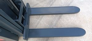 Weliftrich gerbeur de walkie électrique 1.5ton 3m 3.5m Europe US Standard gerbeur de palettes électrique avec CE - Product Image 6