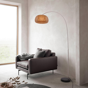 Lampe de sol en rotin tressé et bambou pour salon, style minimaliste - Product Image 5
