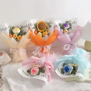 Nuovo prodotto regalo creativo 100% Bouquet di fiori lavorati a maglia di lana fatta a mano fiori conservati di san valentino festa della mamma Bouquet