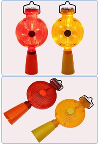 Cono de Tráfico LED Intermitente de Alta Calidad para Seguridad Vial, Luz Solar para Barricadas, Rojo/Amarillo, IP58, Impermeable - Product Image 1