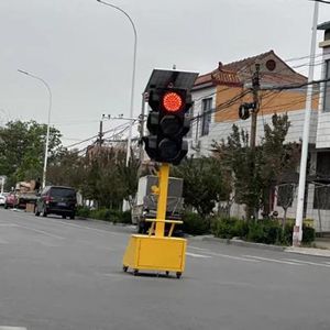 Bán buôn năng lượng mặt trời 300 mét 3 khía cạnh tín hiệu ánh sáng di động giao thông ánh sáng <span class=keywords><strong>LED</strong></span> di động đèn giao thông để bán - Product Image 1